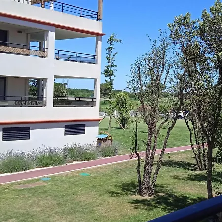 Overlooking Golf Course, Horizon Golf Residence, St Cyprien